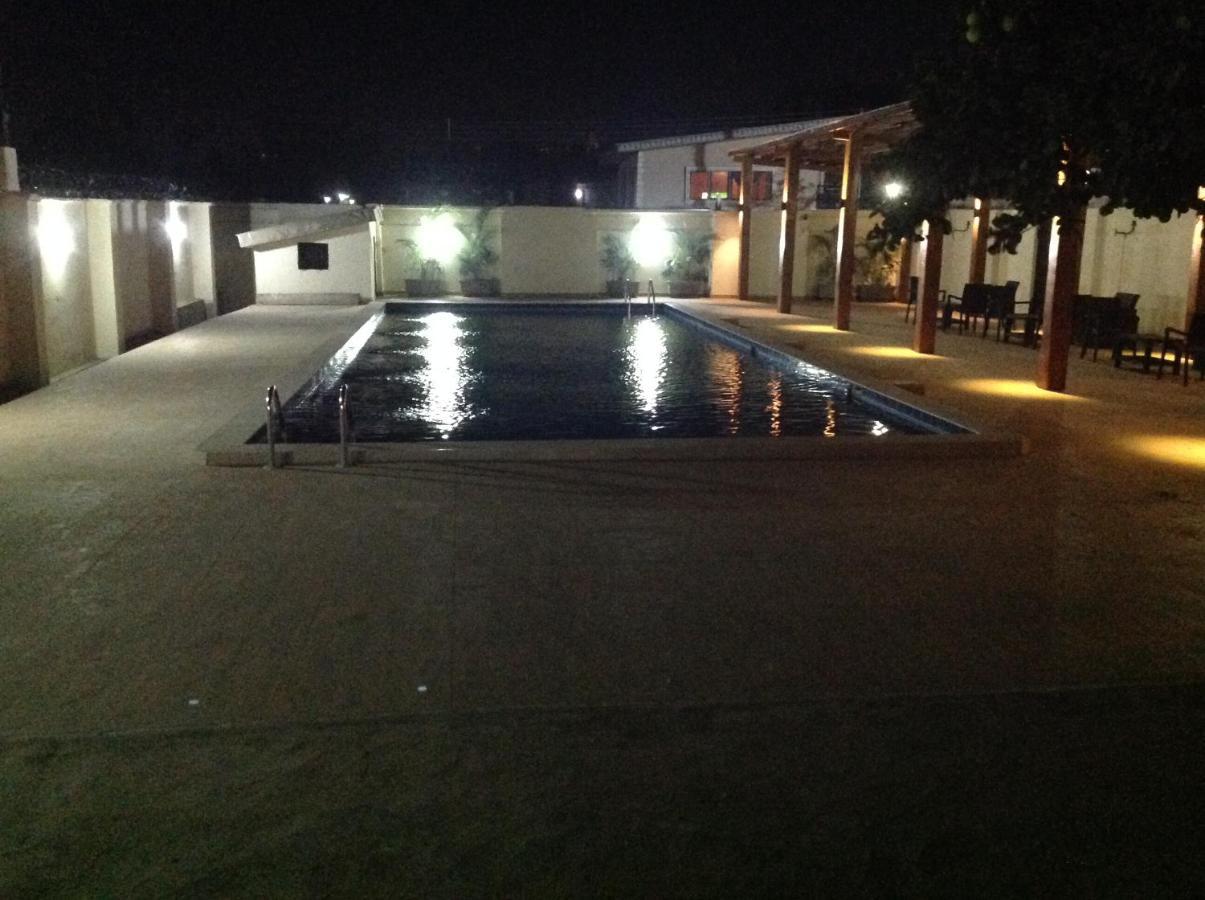 Adis Hotels Prime Ibadan Buitenkant foto