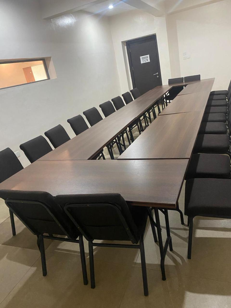 Adis Hotels Prime Ibadan Buitenkant foto